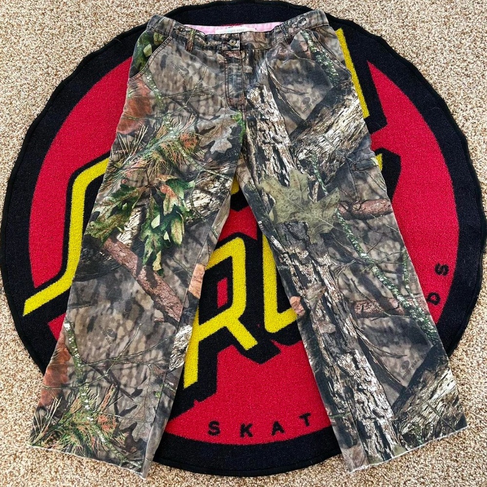 Mossy Oak Camo pants with pink waistband